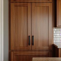 Hand-finished shaker kitchen in walnut